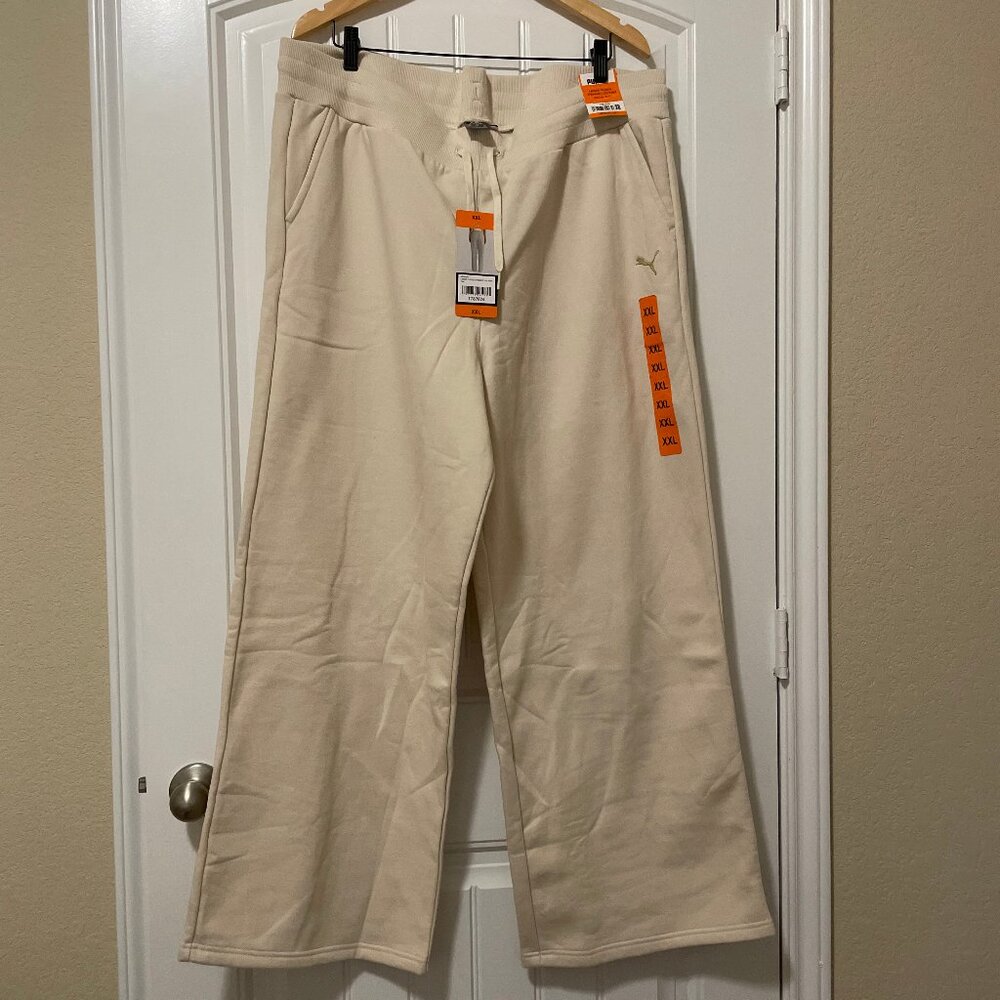 PUMA Ladies Fleece Straight Leg Pant Tan